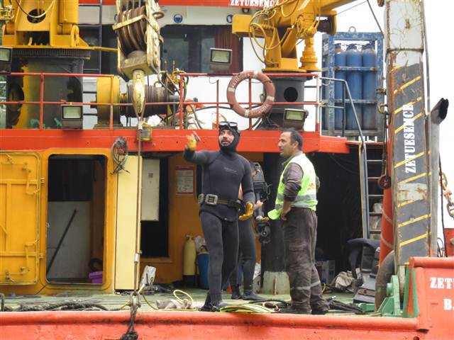 Tarihi yalıda askılama çalışması