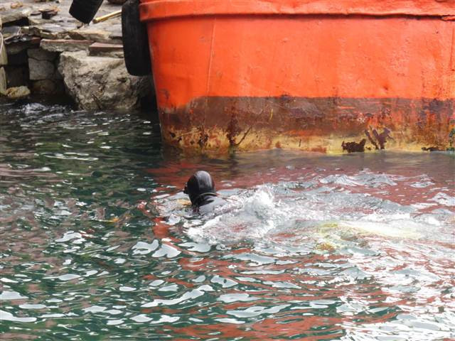 Tarihi yalıda askılama çalışması