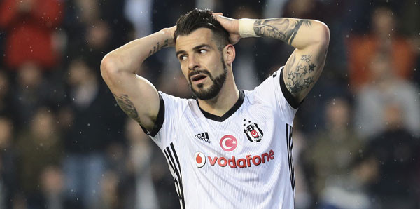 Beşiktaşta kıyım zamanı İşte o isimler...