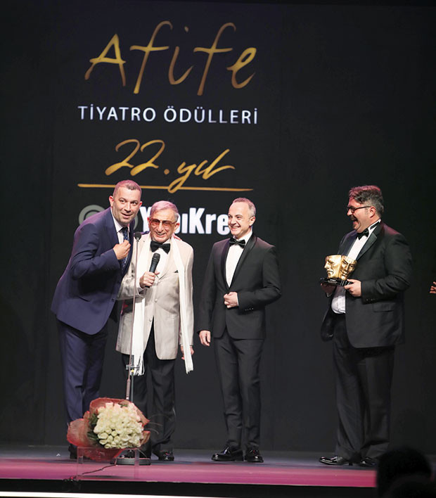 Kırmızı halının yıldızları