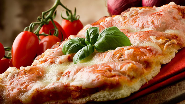 Ekmekle kolay pizza tarifi