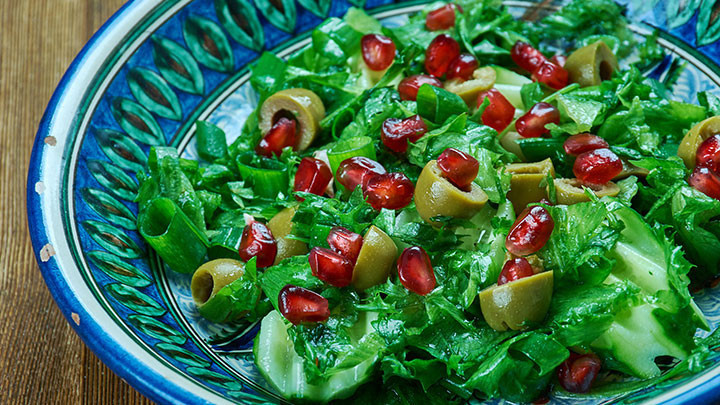 Narlı zeytin salatası tarifi