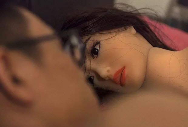 İşte Çinlilerin seks oyuncağı: Neler yapıyor neler