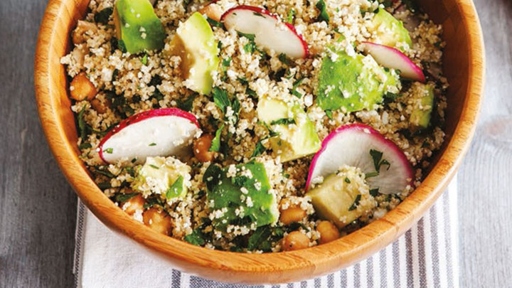 Bulgurlu avokado salatası tarifi