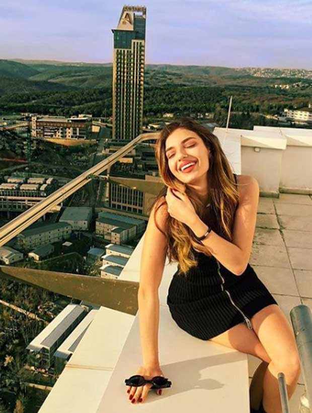 Lidya Özdemiroğlu dudaklarındaki dolguyu eritti