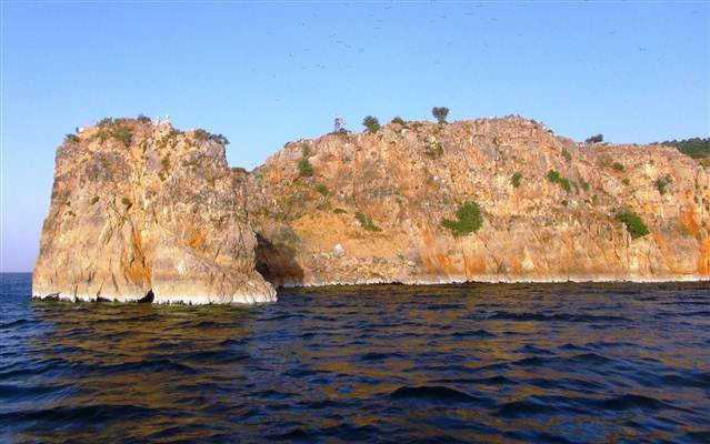 Van Gölünün saklı koyları