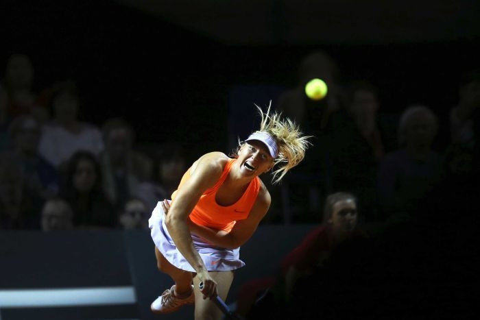 Sharapova çıldırdı İspanya elenince...