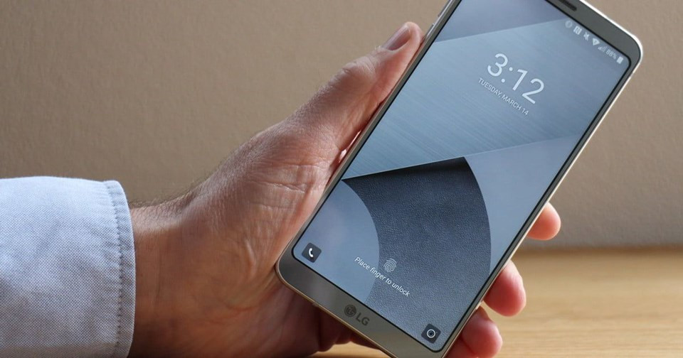 Telefon alacaklar dikkat Piyasadaki en akıllı telefonlar belli oldu