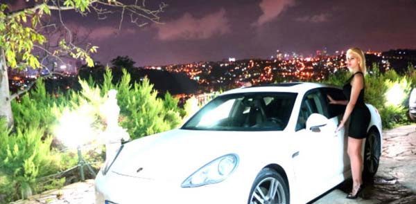 İşte Adnan Oktarın şatafatlı yaşamı İşte Adnan Oktarın şatafatlı yaşamı