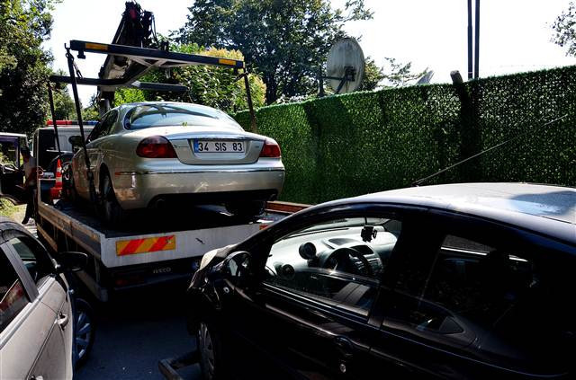 İşte Adnan Oktarın şatafatlı yaşamı İşte Adnan Oktarın şatafatlı yaşamı