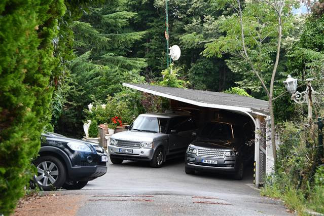 İşte Adnan Oktarın şatafatlı yaşamı İşte Adnan Oktarın şatafatlı yaşamı