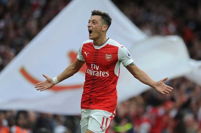 Mesut Özile büyük onur Almanlar... Mesut Özile büyük onur Almanlar...
