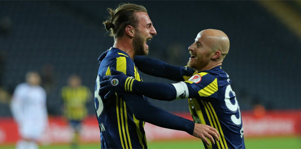 Şampiyonlar Liginde ilginç Fenerbahçe hatası İşte kadro...