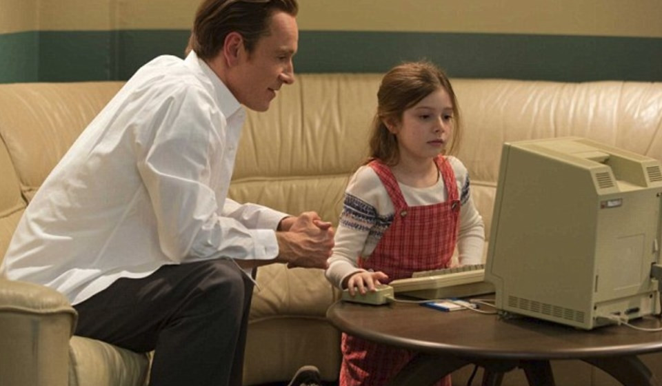 Sözleri ortalığı karıştırdı Steve Jobsın kızı anlattı: Senin yüzünden kanser oldum