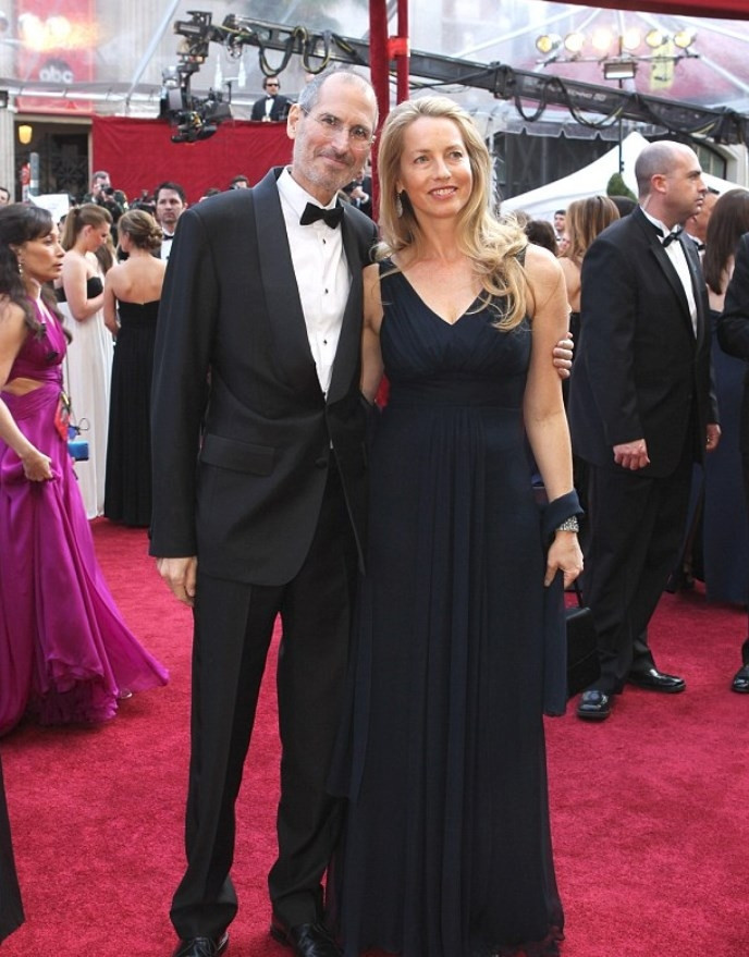 Sözleri ortalığı karıştırdı Steve Jobsın kızı anlattı: Senin yüzünden kanser oldum