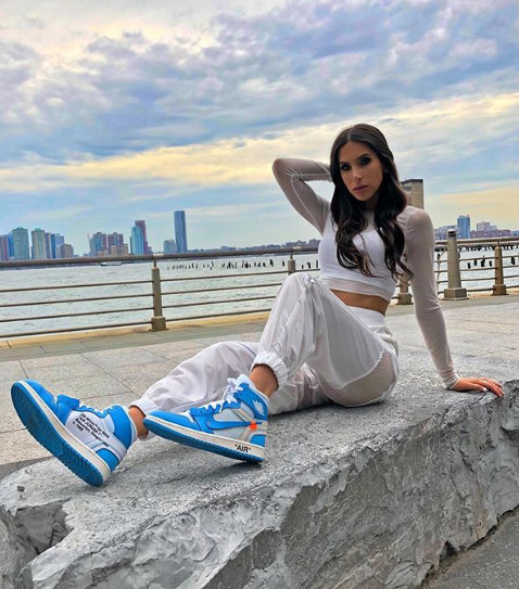 Bir yaşına daha girdi Bir yaşına daha girdi