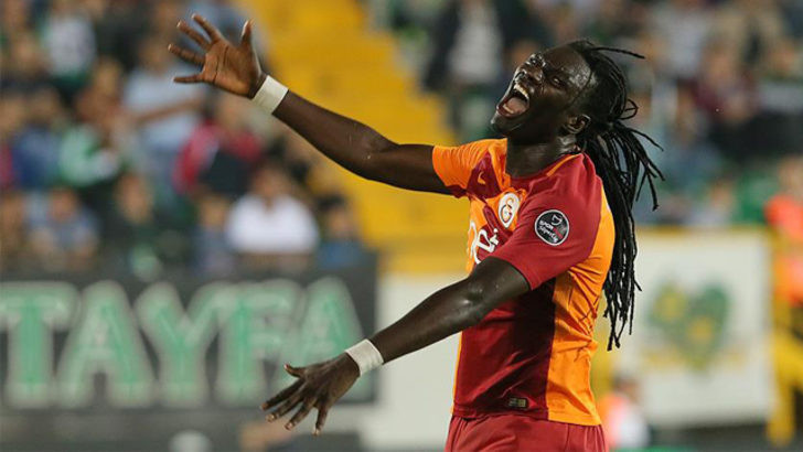 Ve Gomis gidiyor Yerine bakın kim geliyor...
