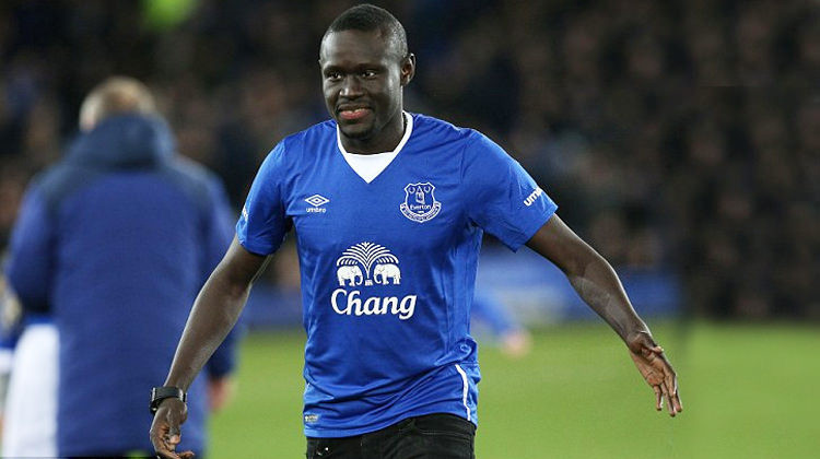 Ve Gomis gidiyor Yerine bakın kim geliyor...