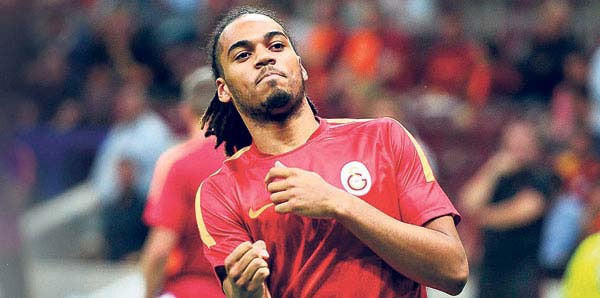 Cimbomun son bombası Emre Akbabadan sonra...