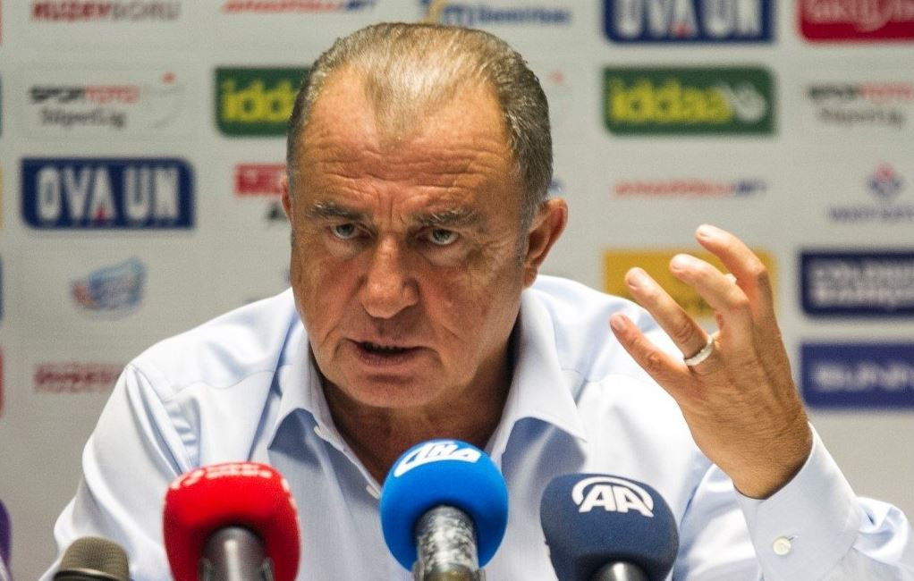 Devler Ligi için yeni forvet