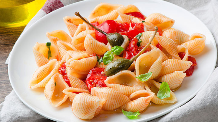 Sebzeli makarna tarifi