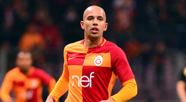 Terimsiz Galatasaray sahaya iniyor Radamel Falcao...