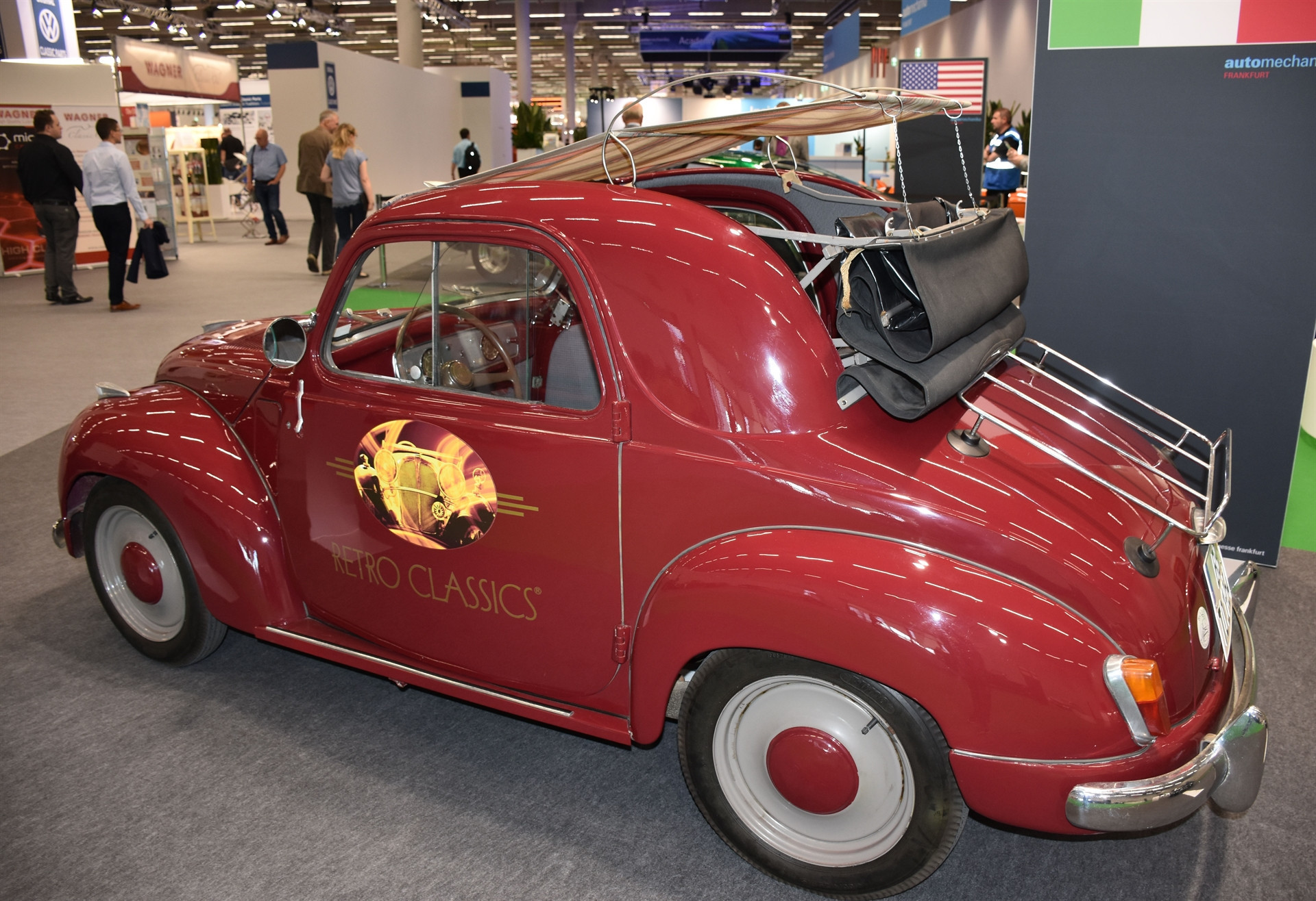 Herkes akın etti büyük beğeni topladı Hepsi birbirinden değerli, görücüye çıktılar Herkes akın etti büyük beğeni topladı Hepsi birbirinden değerli, görücüye çıktılar