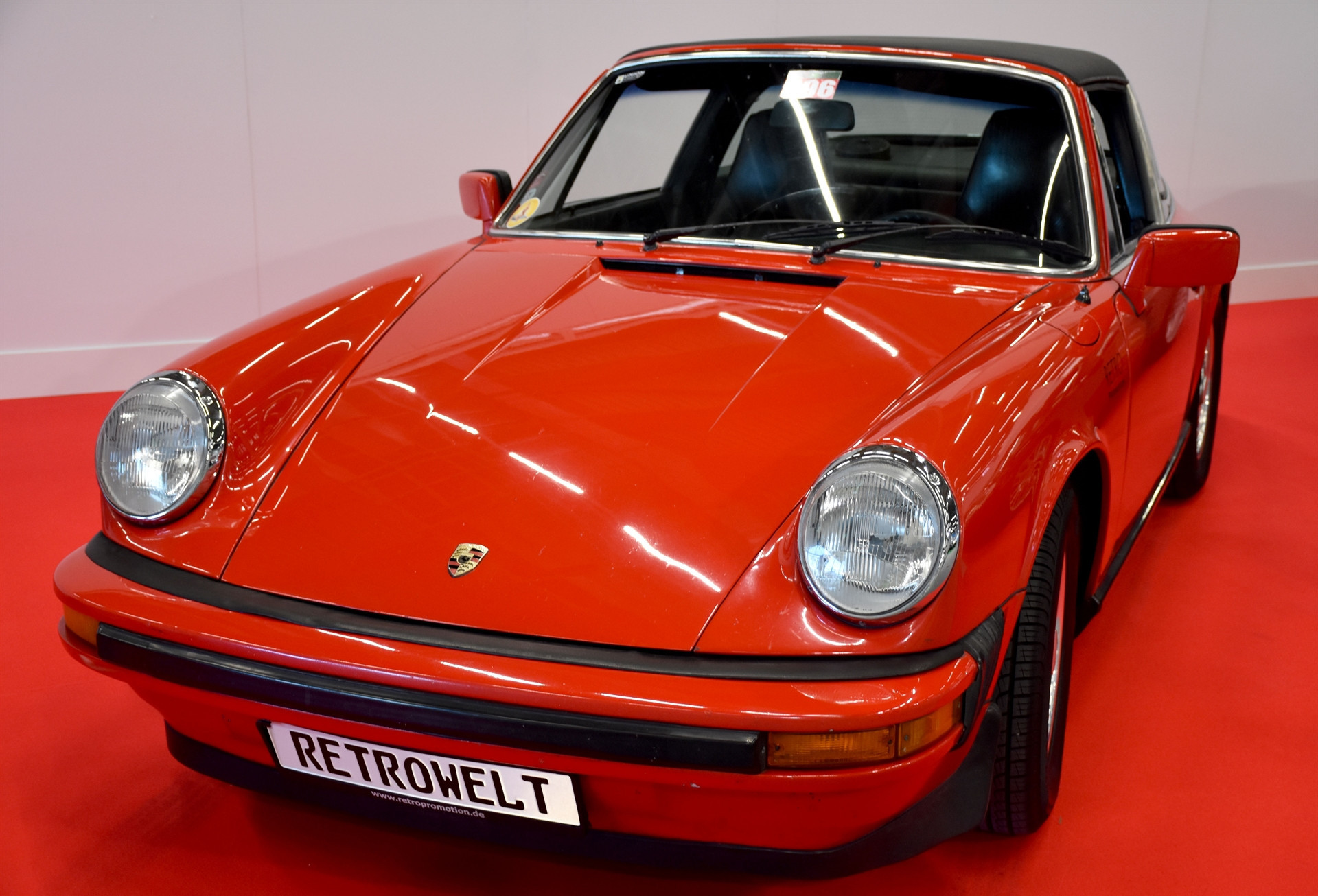 Herkes akın etti büyük beğeni topladı Hepsi birbirinden değerli, görücüye çıktılar Herkes akın etti büyük beğeni topladı Hepsi birbirinden değerli, görücüye çıktılar