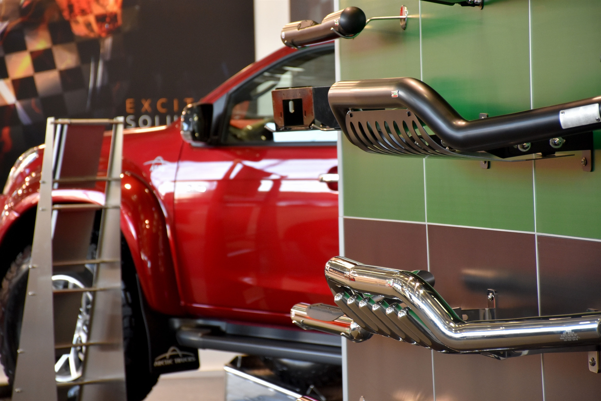 Herkes akın etti büyük beğeni topladı Hepsi birbirinden değerli, görücüye çıktılar Herkes akın etti büyük beğeni topladı Hepsi birbirinden değerli, görücüye çıktılar