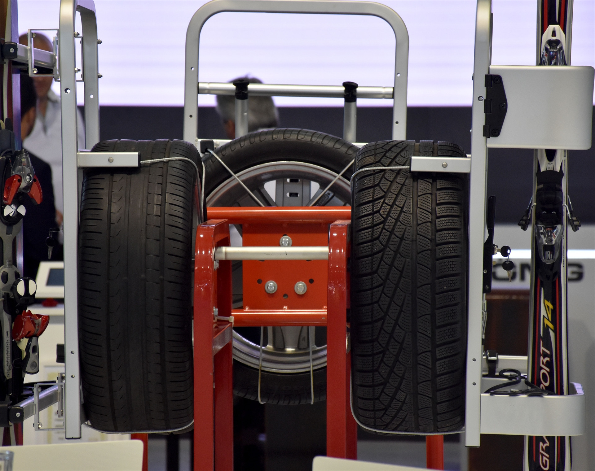 Herkes akın etti büyük beğeni topladı Hepsi birbirinden değerli, görücüye çıktılar Herkes akın etti büyük beğeni topladı Hepsi birbirinden değerli, görücüye çıktılar