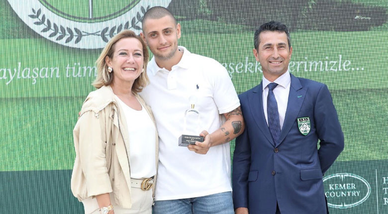 Erdoğan Demirören anısına golf turnuvası düzenlendi