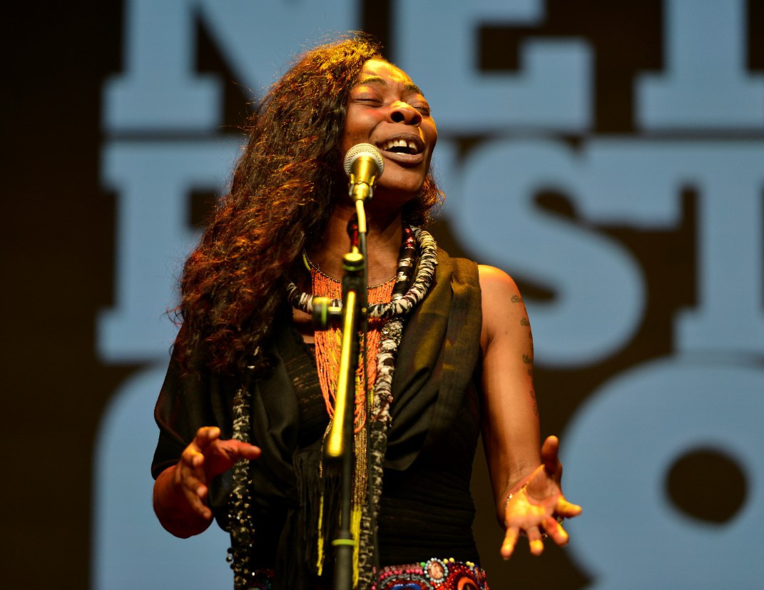 Sahnede gözyaşı Sahnede gözyaşı