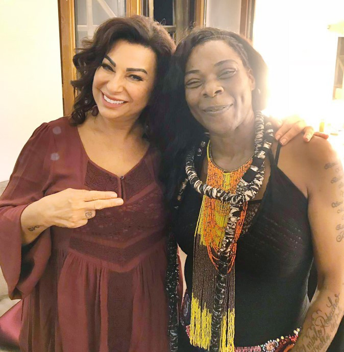 Sahnede gözyaşı Sahnede gözyaşı