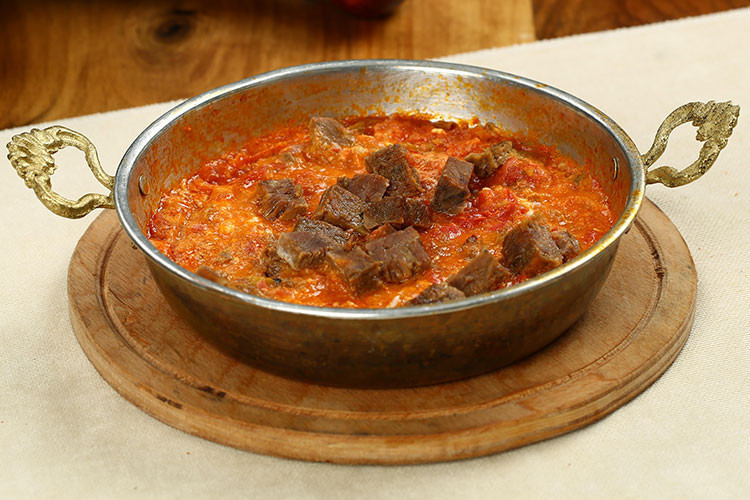 Sucuklu menemen tarifi