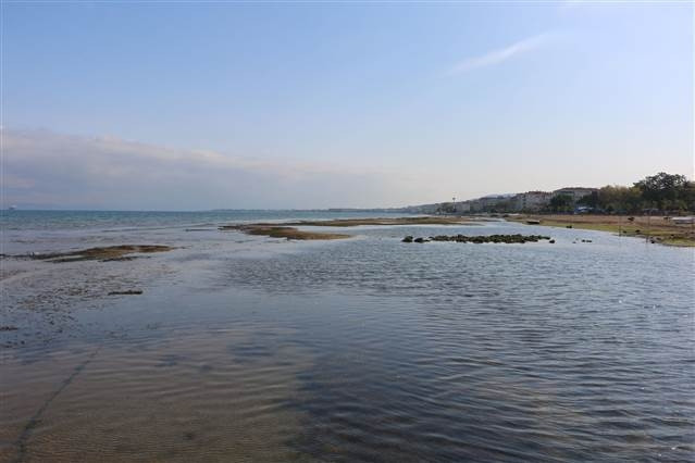 Yalovada deniz suyu 25 metre çekildi