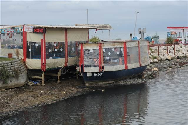 Yalovada deniz suyu 25 metre çekildi