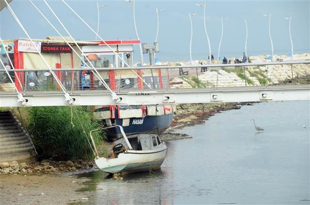 Yalovada deniz suyu 25 metre çekildi