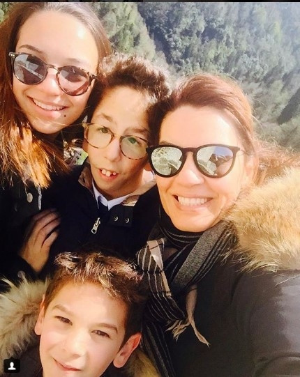 Kardeşimin o kadar eksiği vardı ki, estetik yaptırmam haksızlık olur