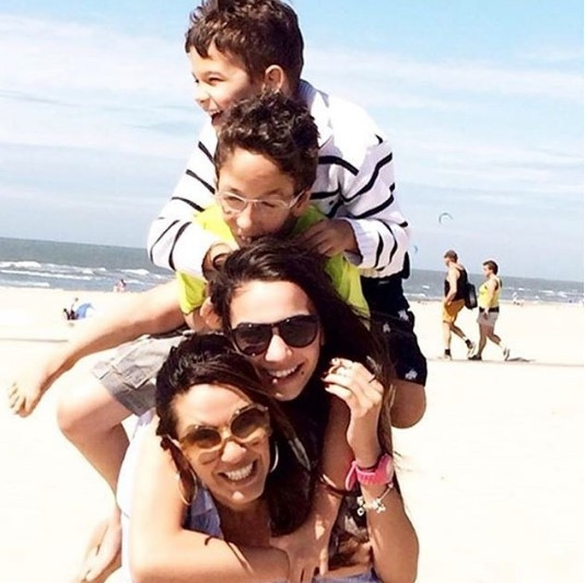 Kardeşimin o kadar eksiği vardı ki, estetik yaptırmam haksızlık olur