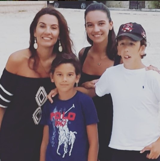 Kardeşimin o kadar eksiği vardı ki, estetik yaptırmam haksızlık olur