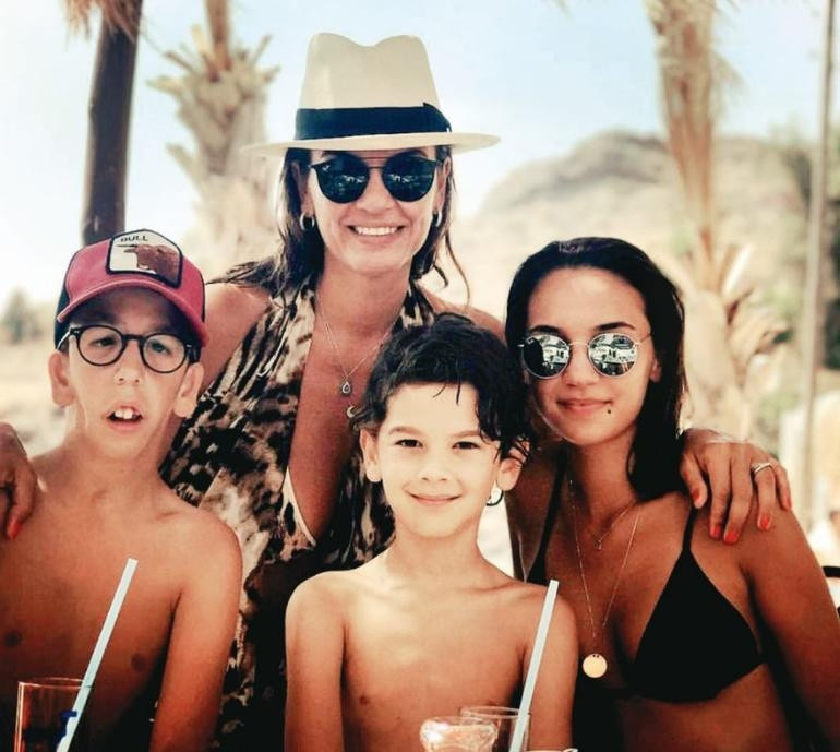 Kardeşimin o kadar eksiği vardı ki, estetik yaptırmam haksızlık olur