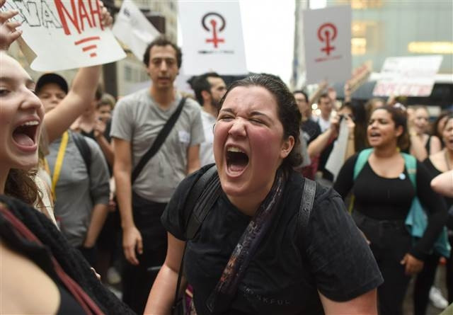 Kavanaugh protestoları... ABD ayakta: Gözaltına alındılar Kavanaugh protestoları... ABD ayakta: Gözaltına alındılar