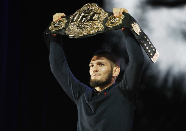 Galatasaraylı Khabib, McGregoru paramparça etti