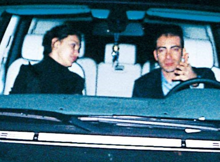 Hande Ataizinin evliliği bir günde bitmişti... Yıllar sonra anlattı Hande Ataizinin evliliği bir günde bitmişti... Yıllar sonra anlattı