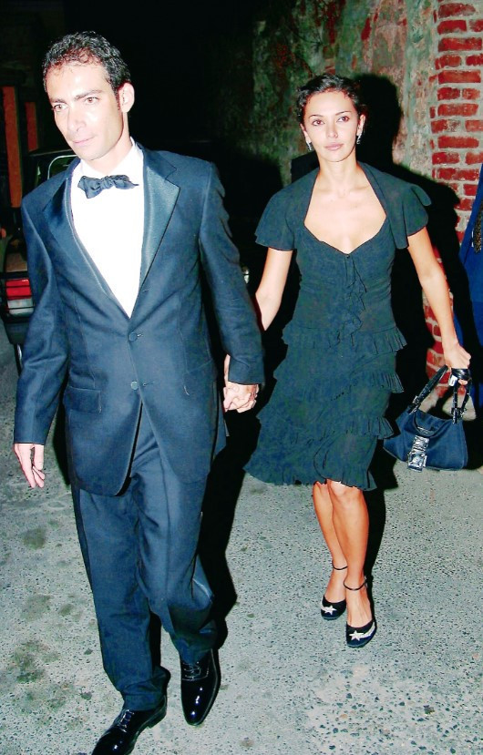 Hande Ataizinin evliliği bir günde bitmişti... Yıllar sonra anlattı Hande Ataizinin evliliği bir günde bitmişti... Yıllar sonra anlattı