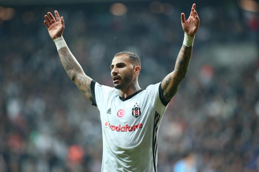 Büyük temizlik... Beşiktaşta dev operasyon Büyük temizlik... Beşiktaşta dev operasyon