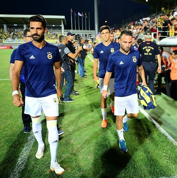Fenerbahçeli yıldız fena yakalandı Alper Potuk...