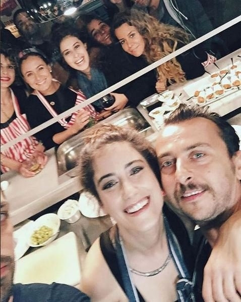 5 yıllık aşkta mutlu son Evleniyorlar...