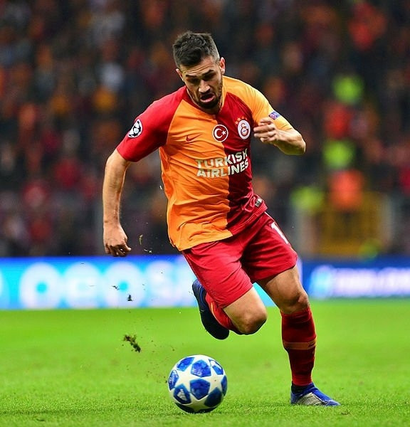 Ezeli rakiplerin sürpriz işbirliği İşte onların yeni maaşı...