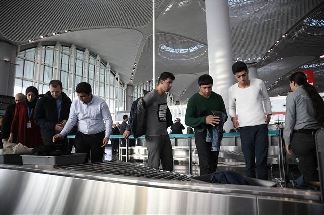 İstanbul Havalimanında ilk ticari uçuşu THY yaptı